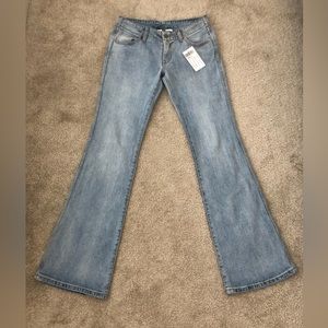 Brandy Melville light wash jeans (brand new with tag)